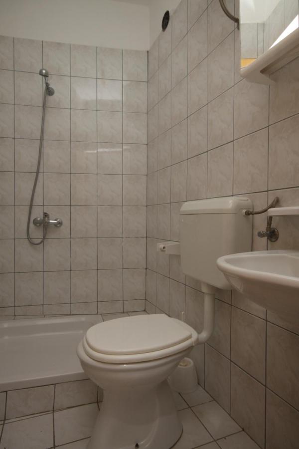Apartments And Rooms With Parking Space Metajna, Pag - 4120 Екстер'єр фото