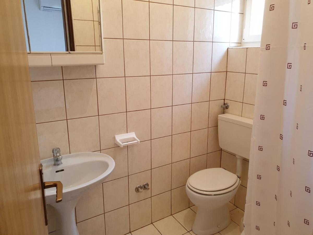 Apartments And Rooms With Parking Space Metajna, Pag - 4120 Екстер'єр фото