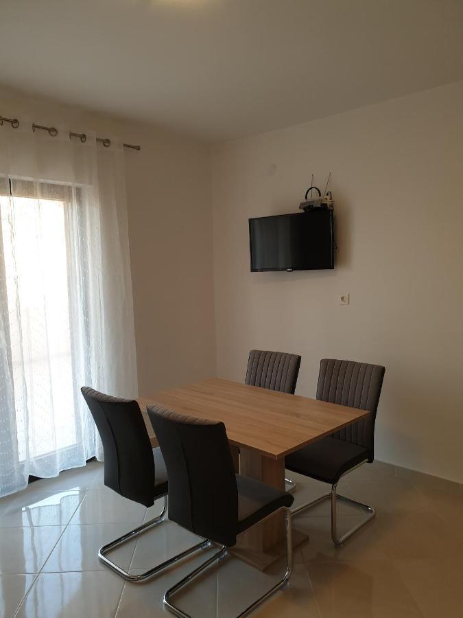 Apartments And Rooms With Parking Space Metajna, Pag - 4120 Екстер'єр фото